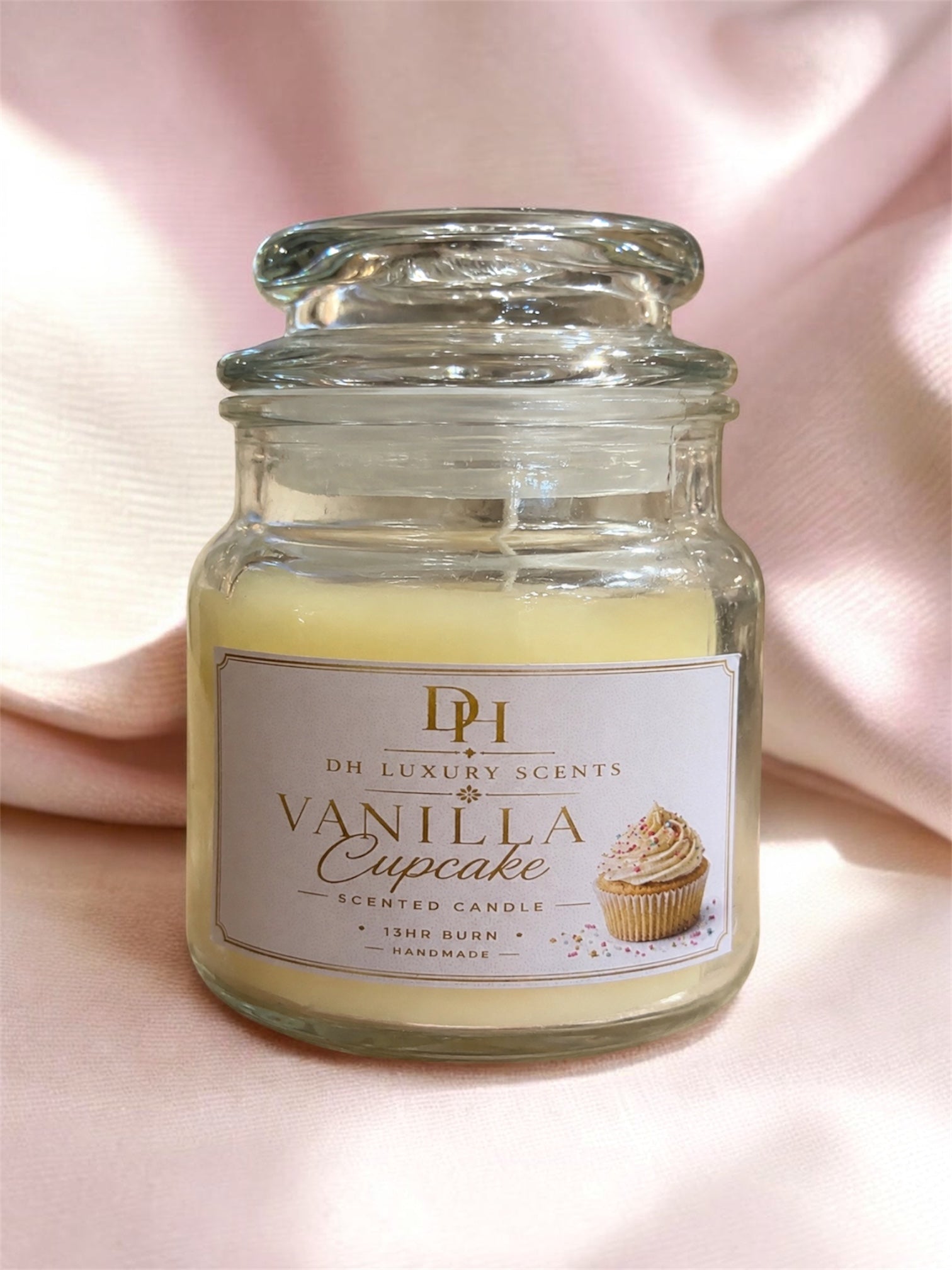 Vanilla cupcake scented candle